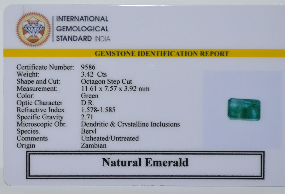 EMERALD 3.42 Ct.