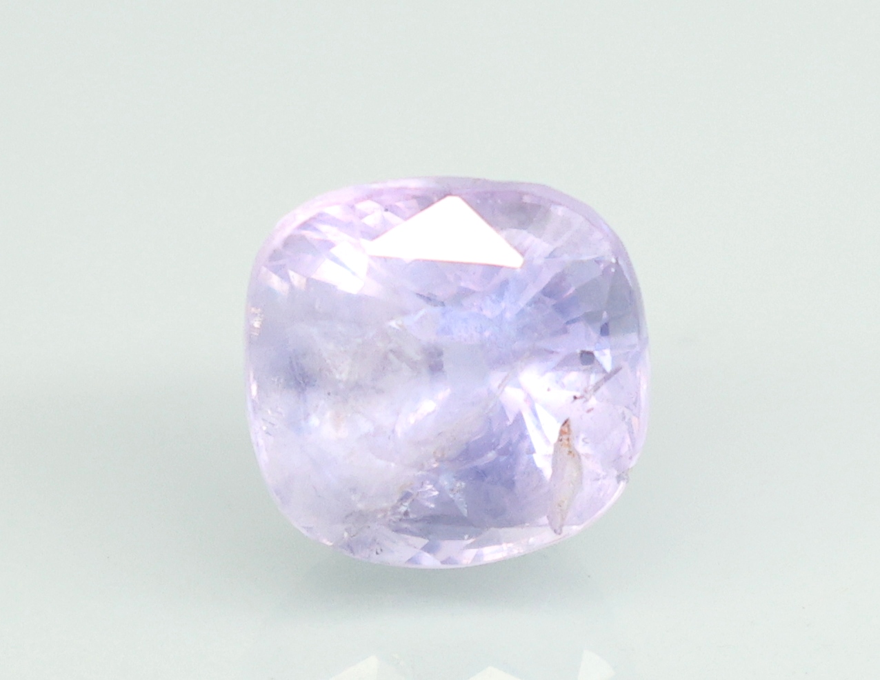 NATURAL SAPPHIRE 5.66 Ct.