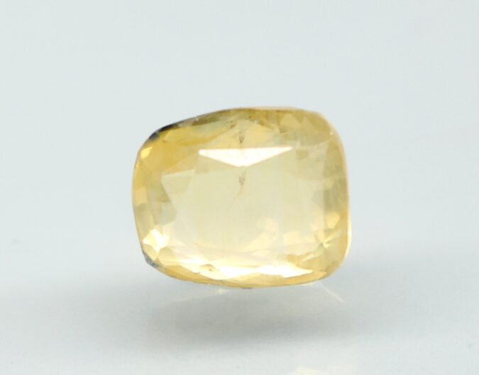 NSP41915 1 NATURAL SAPPHIRE 4.2 Ct.