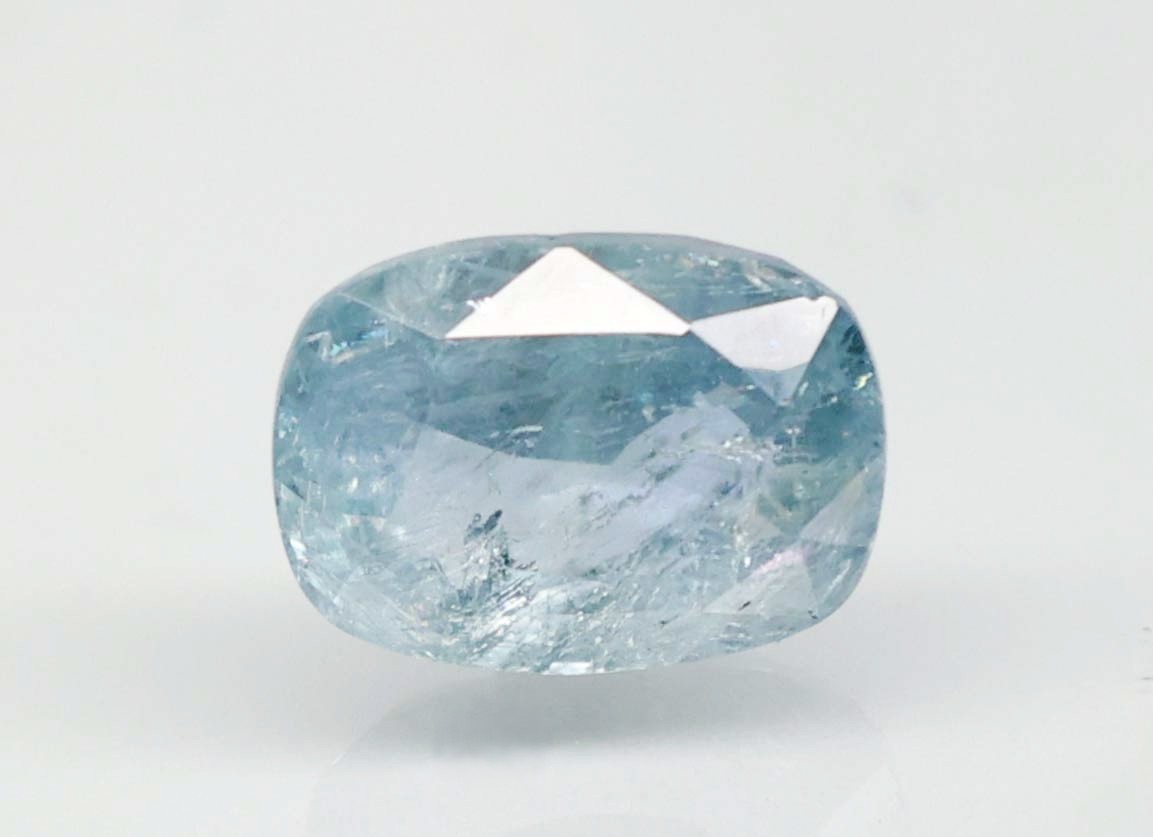 NATURAL SAPPHIRE 5.72 Ct.
