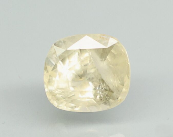 NYSP8844 1 YELLOW SAPPHIRE 4.74 Ct.