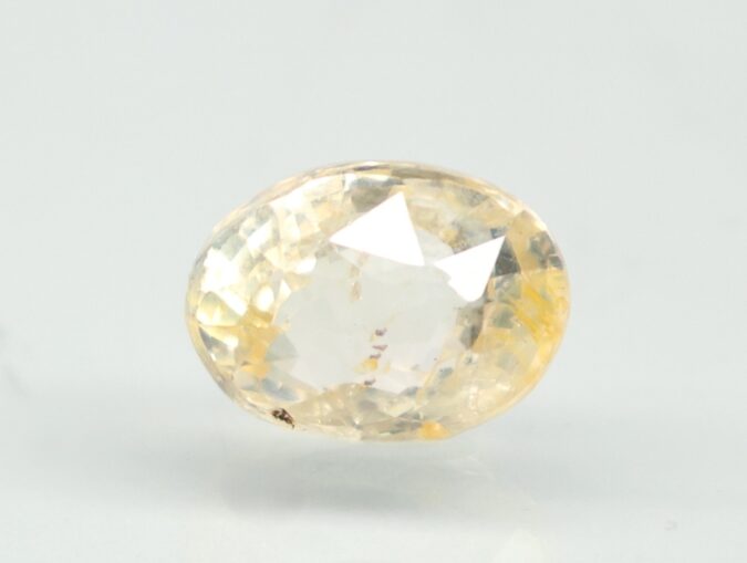 YELLOW SAPPHIRE 3.98 Ct. 1 NYSP8932 1 YELLOW SAPPHIRE 3.98 Ct.