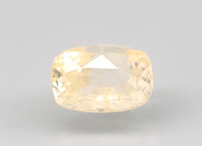 YELLOW SAPPHIRE 5.38 Ct. 1 NYSP8941 1 YELLOW SAPPHIRE 5.38 Ct.