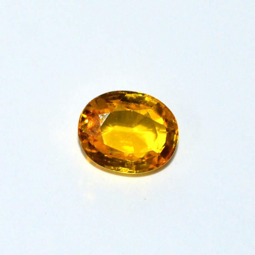 YELLOW SAPPHIRE 2.8 Ct.