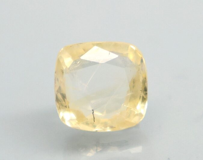 NYSPG8533 1 YELLOW SAPPHIRE 3.38 Ct.