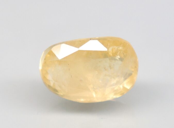 YELLOW SAPPHIRE 7.18 Ct. 1 NYSPG8534 1 YELLOW SAPPHIRE 7.18 Ct.