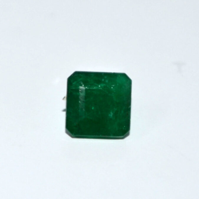 EMERALD 2.88 Ct. 1 EMR22102 1 EMERALD 2.88 Ct.
