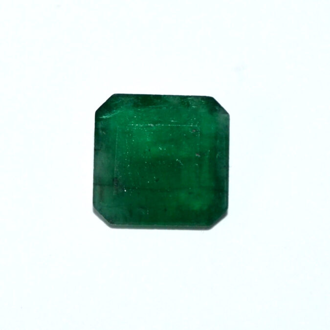 EMERALD 6.58 Ct. 1 EMR22105 1 EMERALD 6.58 Ct.