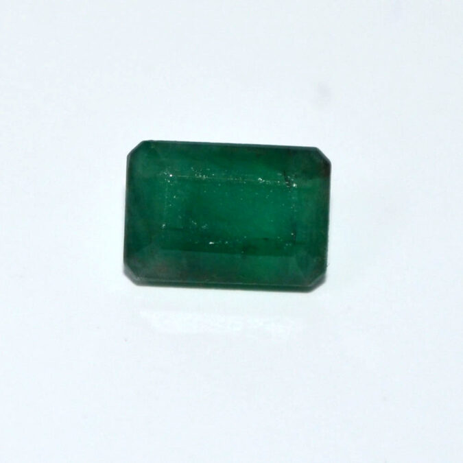EMERALD 2.73 Ct. 1 EMR22109 1 EMERALD 2.73 Ct.