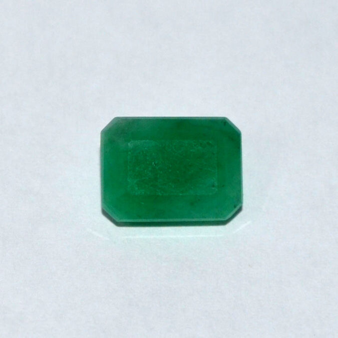 EMERALD 6.28 Ct. 1 EMR22140 1 EMERALD 6.28 Ct.
