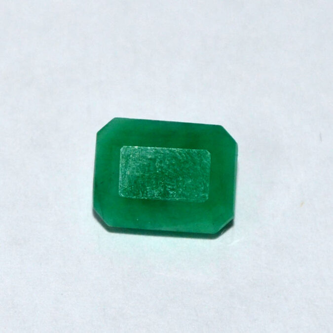 EMERALD 5.88 Ct. 1 EMR22163 1 EMERALD 5.88 Ct.