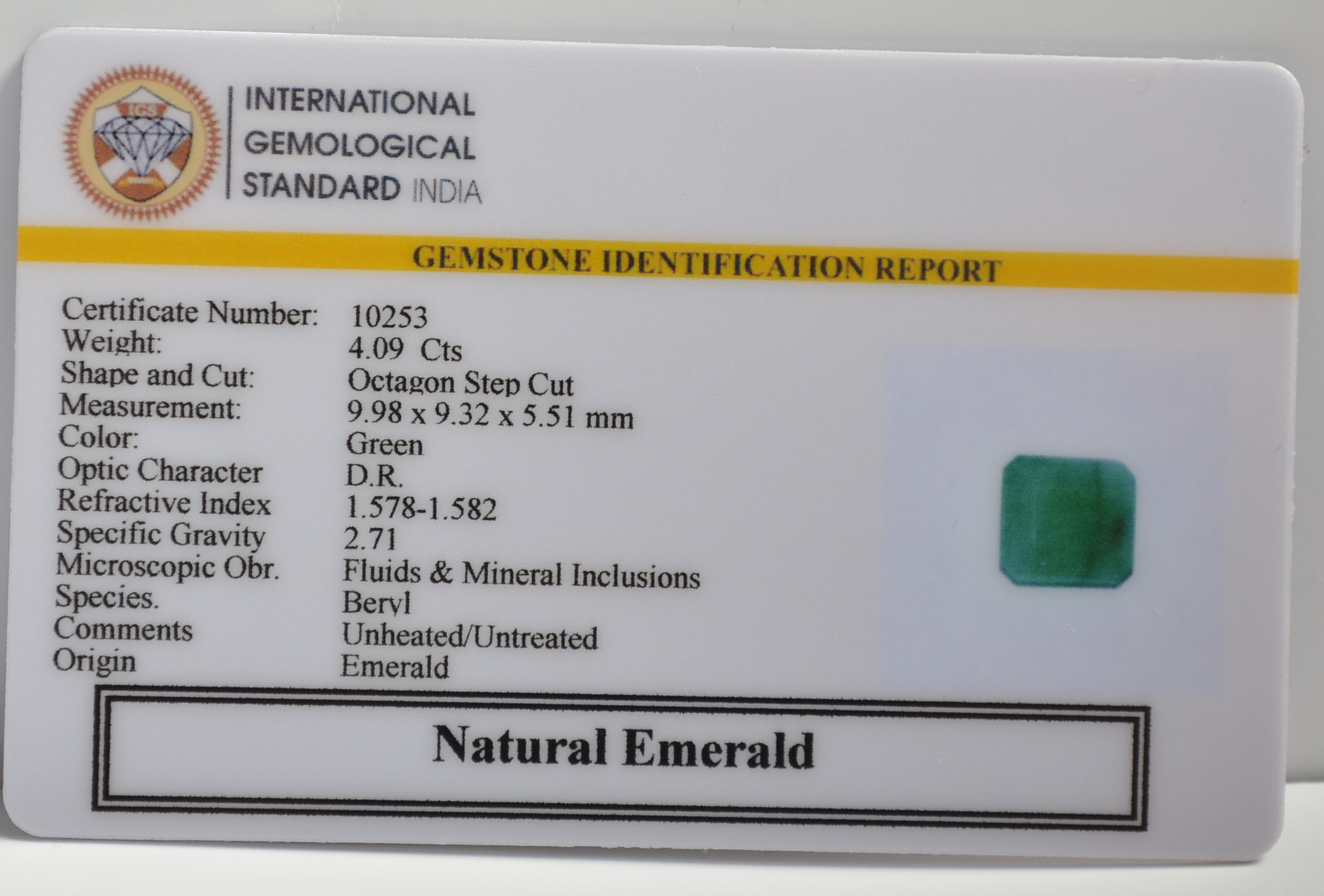 EMERALD 4.09 Ct. 3 EMR22164 2 EMERALD 4.09 Ct.