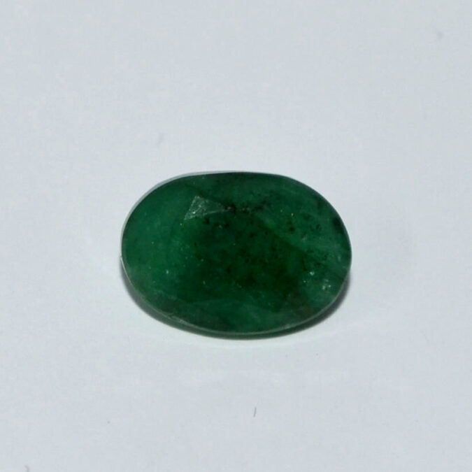 EMR22318 1 EMERALD 2.9 Ct.