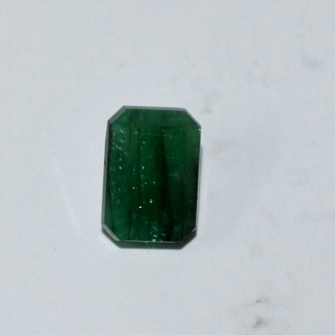 EMR22437 1 EMERALD 5.2 Ct.