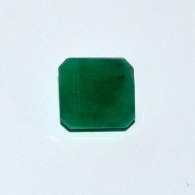 EMRG21495 1 EMERALD 3.7 Ct.