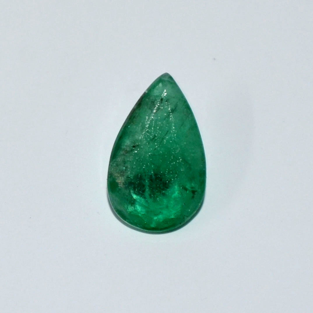 EMERALD 4.57 Ct.