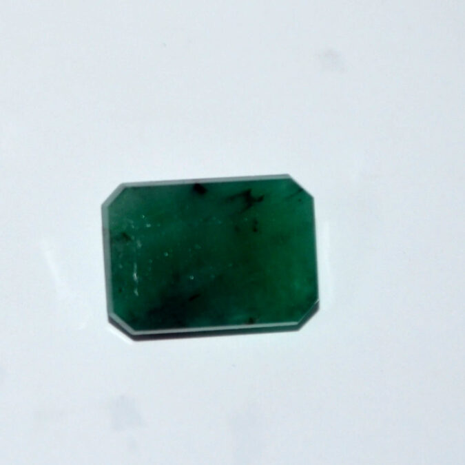 EMERALD 7.32 Ct. 1 EMRG21555 1 EMERALD 7.32 Ct.