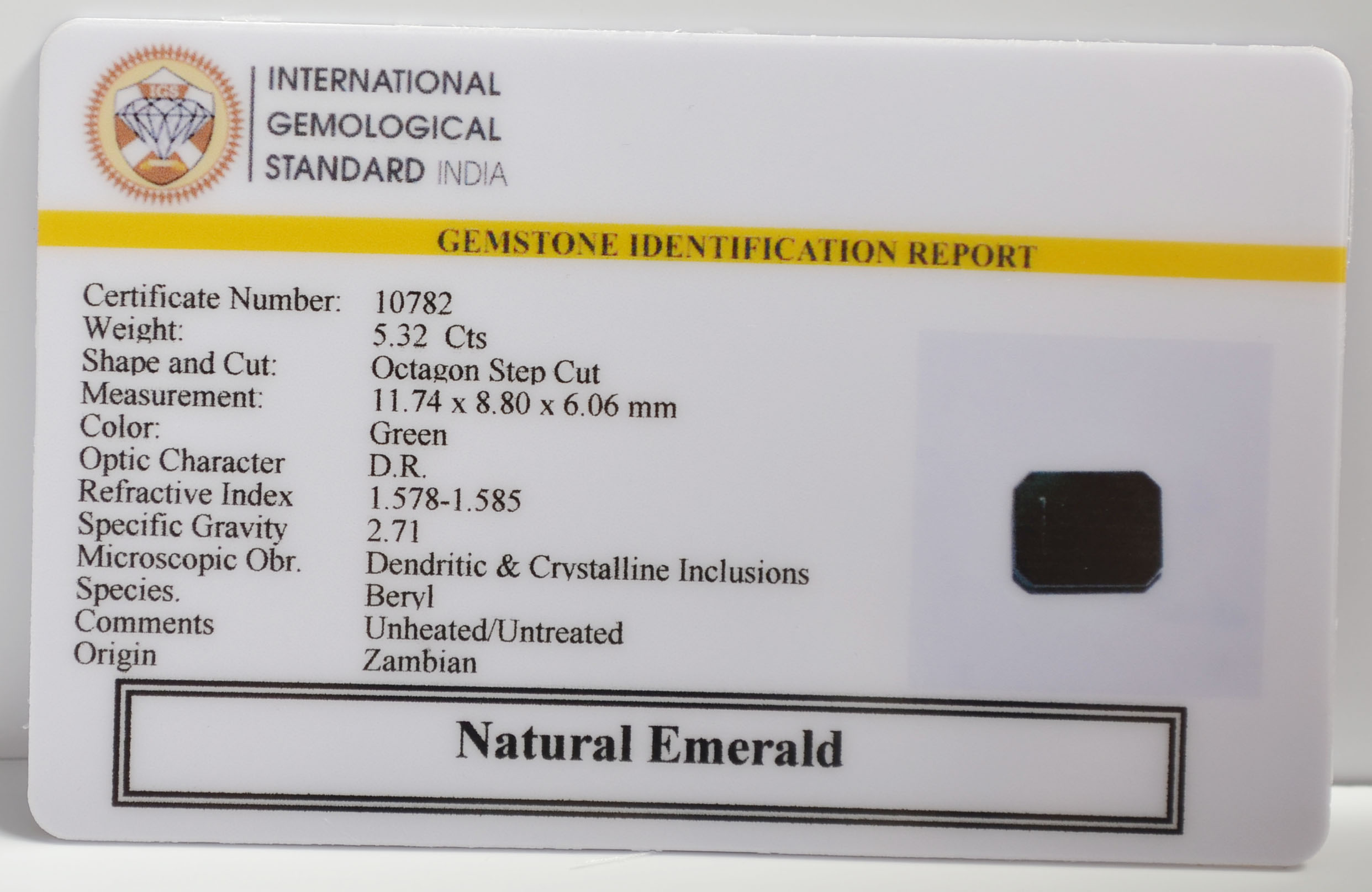 EMRG21556 2 EMERALD 5.32 Ct.