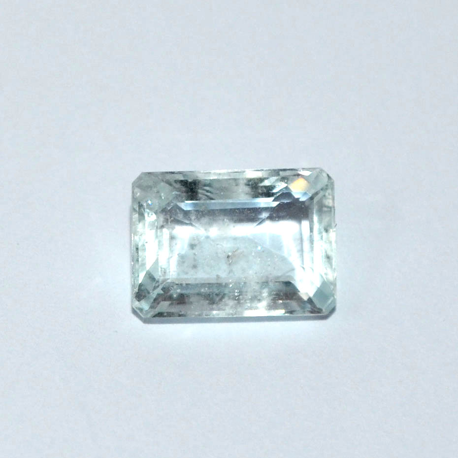 NATURAL AQUAMARINE 4.37 Ct.