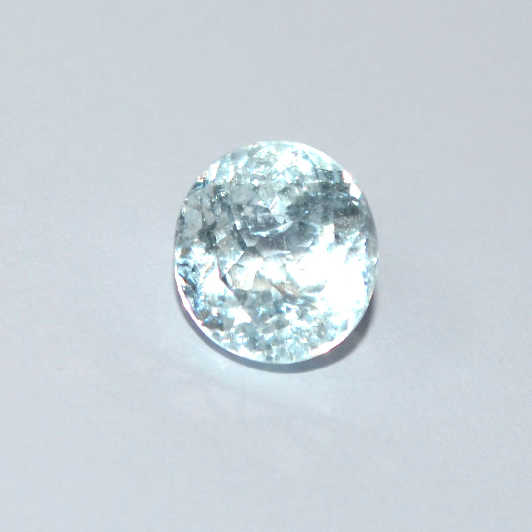 NATURAL AQUAMARINE 7.74 Ct.