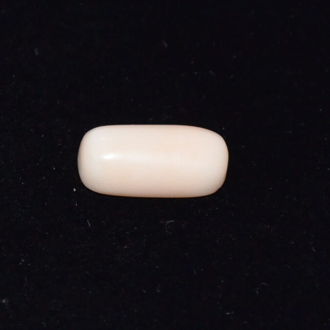 WHITE CORAL 7.85 Ct. 1 WC411 1 WHITE CORAL 7.85 Ct.