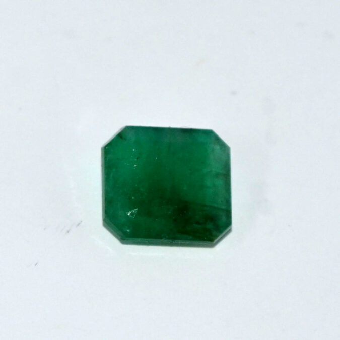 EMERALD 6.65 Ct. 1 EMR22791 1 EMERALD 6.65 Ct.