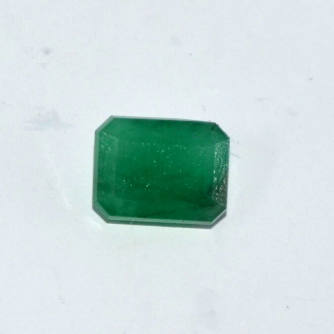 EMERALD 5.4 Ct. 1 EMR22793 1 EMERALD 5.4 Ct.
