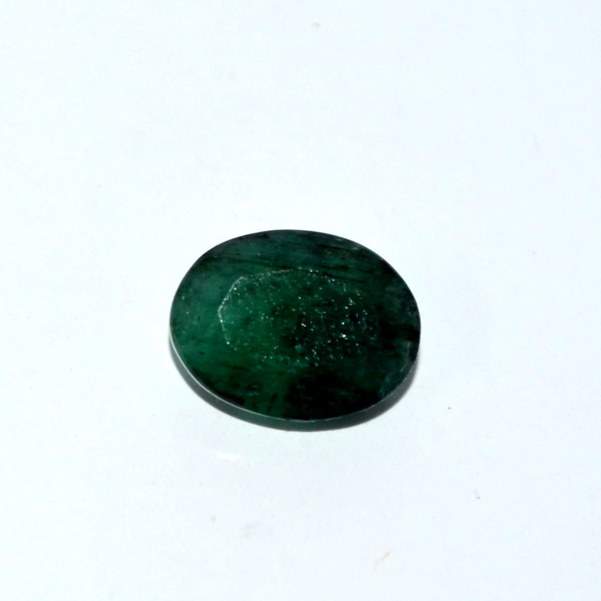 EMERALD 6.35 Ct. 2 EMR22804 1 EMERALD 6.35 Ct.