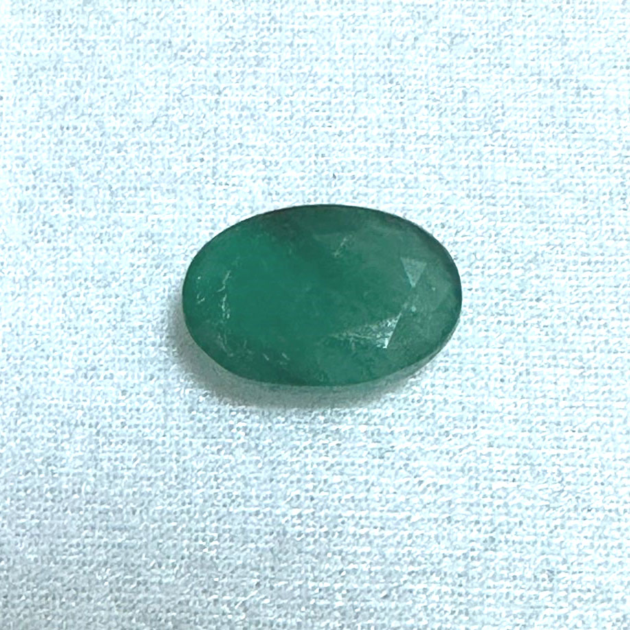 EMERALD 4.66 Ct.