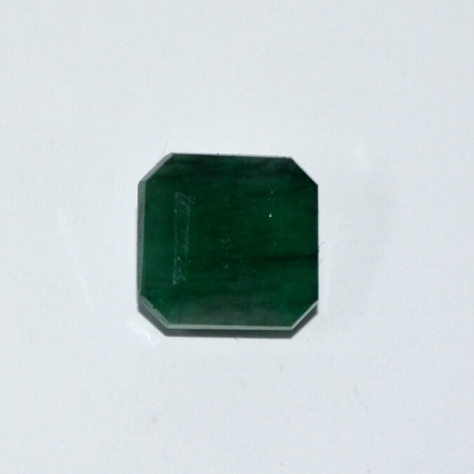 EMERALD 8.86 Ct. 1 EMR22837 1 EMERALD 8.86 Ct.