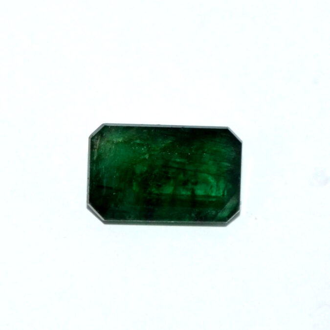 EMERALD 4.31 Ct. 1 EMR22935 1 EMERALD 4.31 Ct.