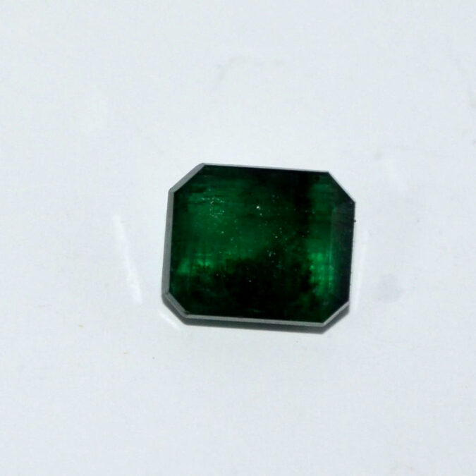 EMERALD 5.5 Ct. 1 EMR22938 1 EMERALD 5.5 Ct.