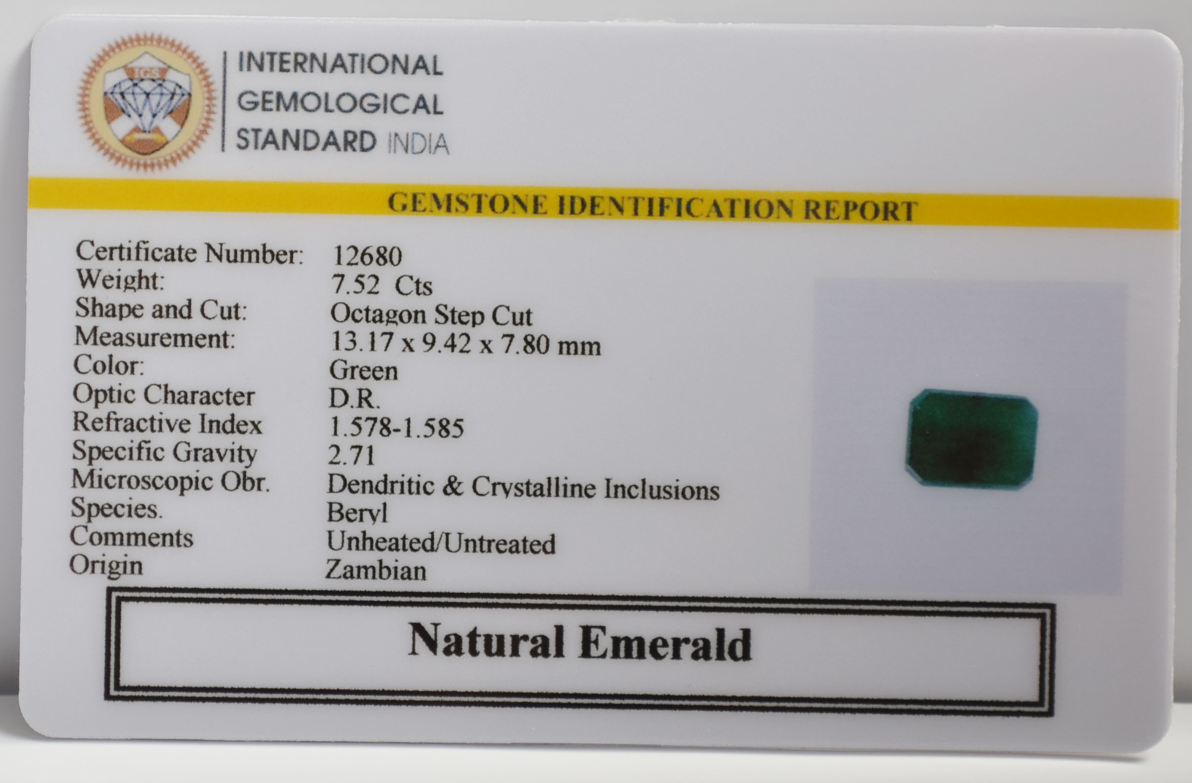 EMERALD 7.52 Ct. 3 EMR22960 2 EMERALD 7.52 Ct.