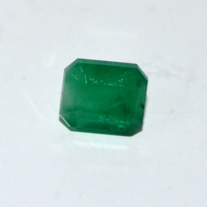 EMERALD 3.67 Ct. 1 EMR22989 1 EMERALD 3.67 Ct.