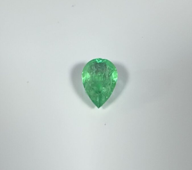 EMRD17595 1 EMERALD 3.37 Ct.
