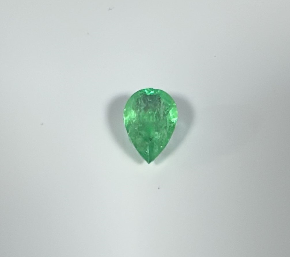 EMERALD 3.37 Ct.