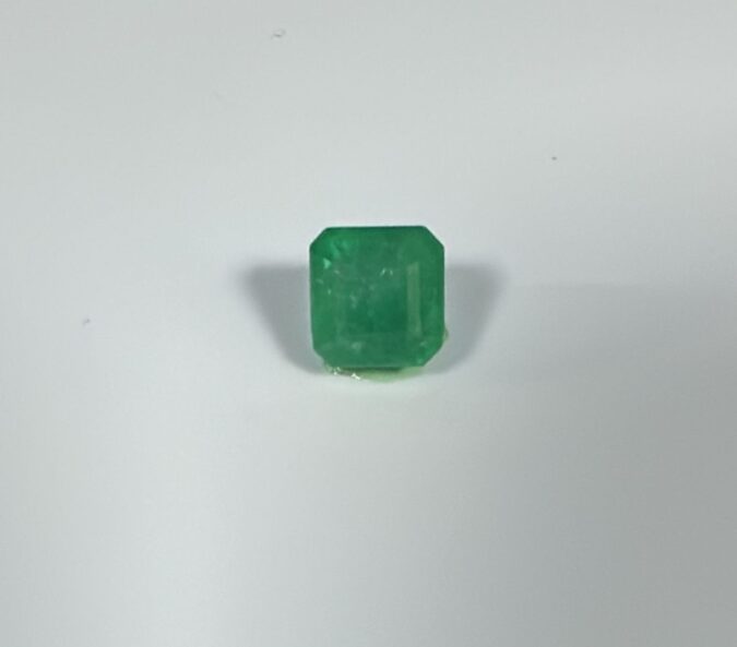 EMRD17596 1 EMERALD 3.23 Ct.