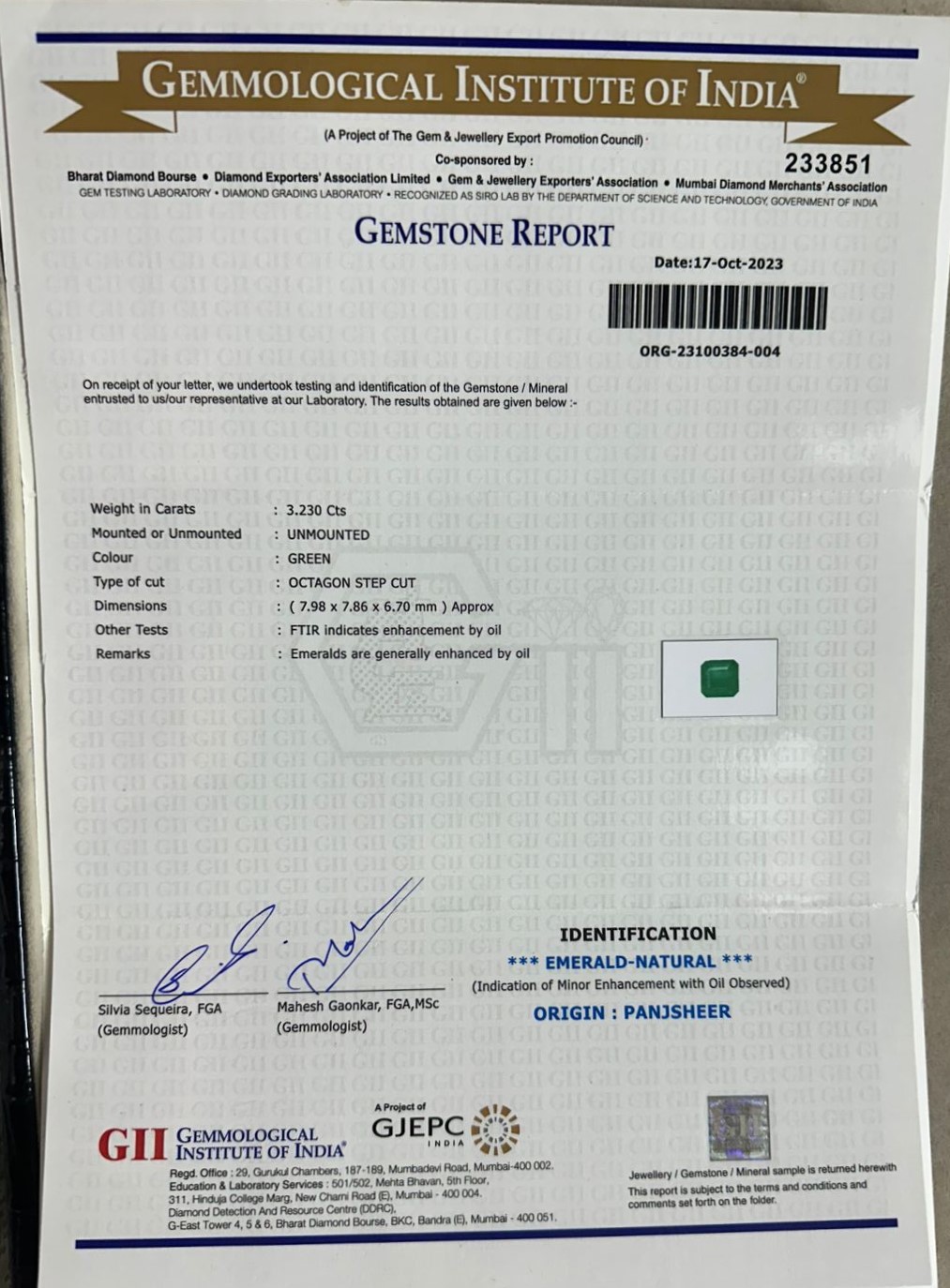 EMRD17596 2 EMERALD 3.23 Ct.