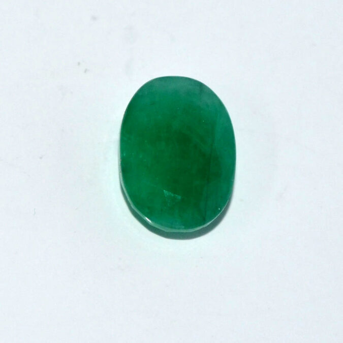 EMERALD 8.22 Ct. 1 EMRG21662 1 EMERALD 8.22 Ct.