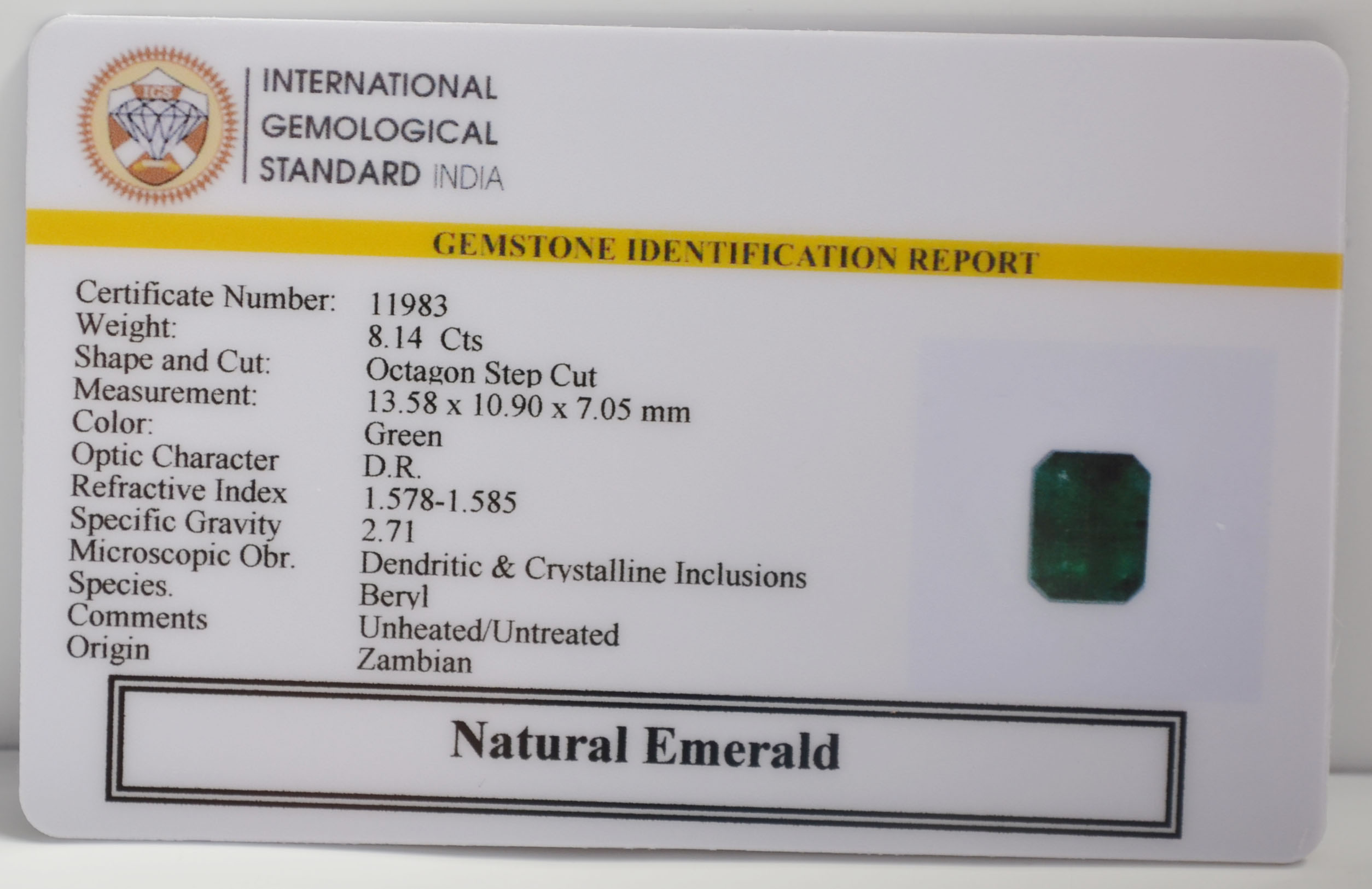 EMERALD 8.14 Ct. 3 EMRG21668 2 EMERALD 8.14 Ct.