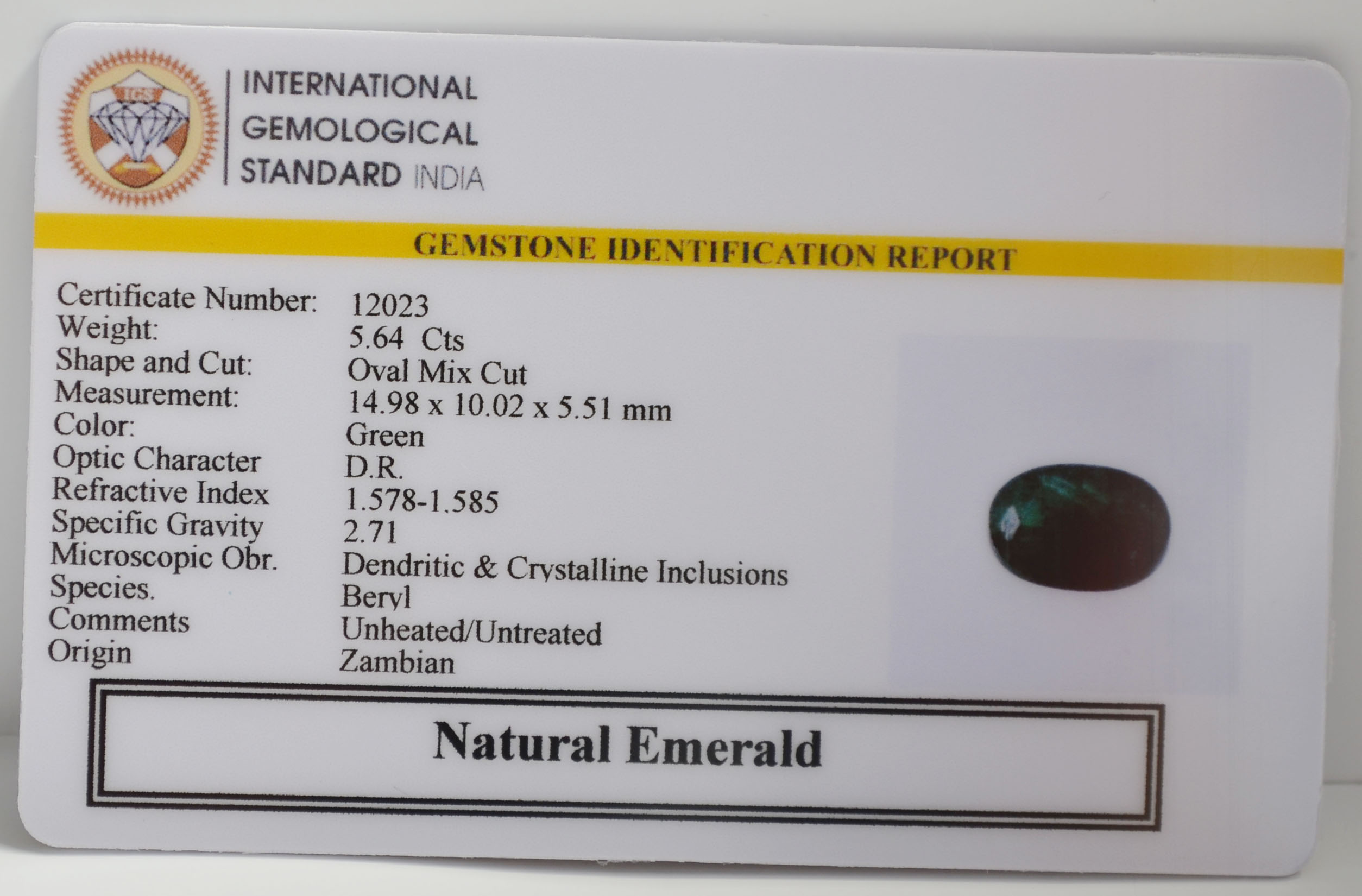 EMRG21678 2 EMERALD 5.64 Ct.