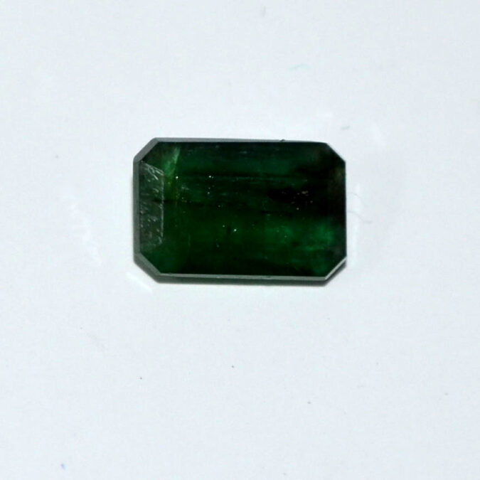 EMERALD 3.16 Ct. 1 EMRG21682 1 EMERALD 3.16 Ct.