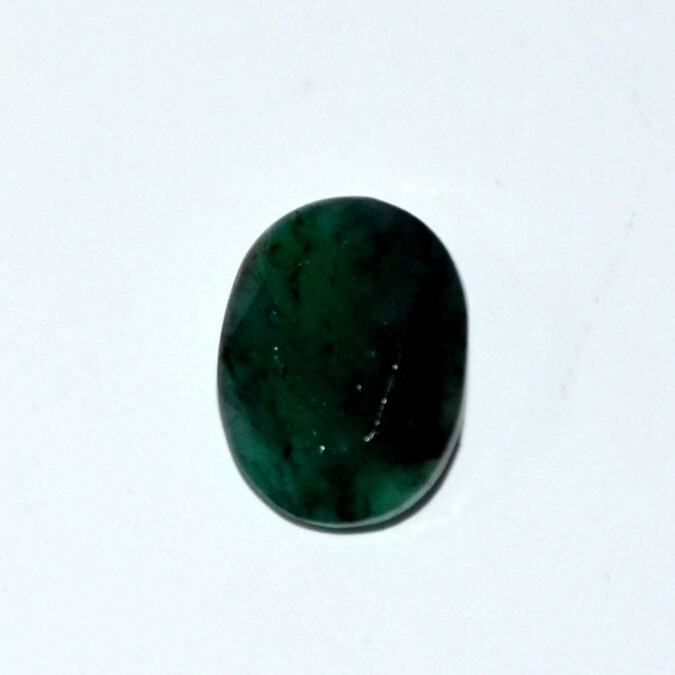 EMERALD 5.32 Ct. 1 EMRG21684 1 EMERALD 5.32 Ct.