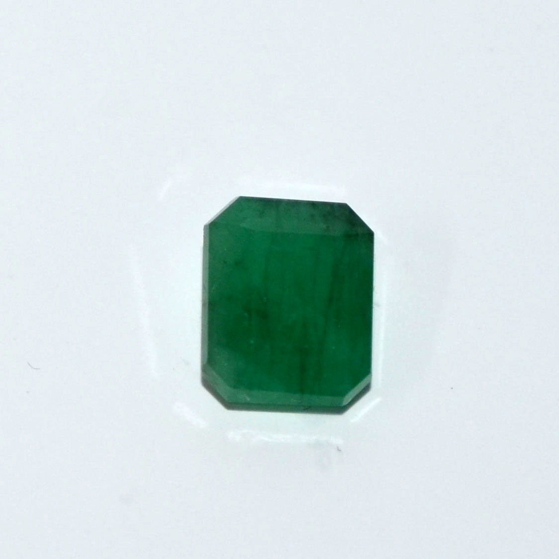 EMERALD 7.6 Ct.