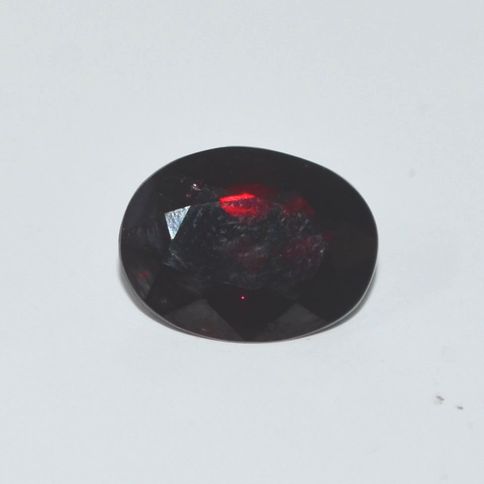 GARNET 6.2 Ct.