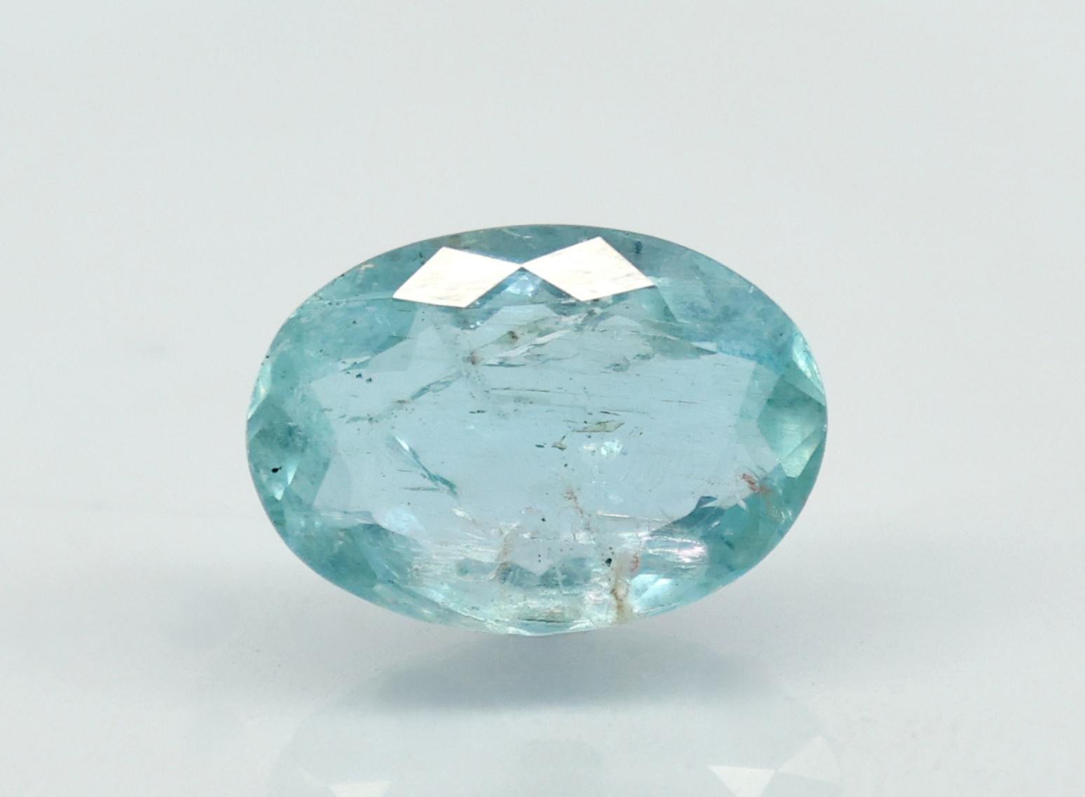 NATURAL AQUAMARINE 4.21 Ct.