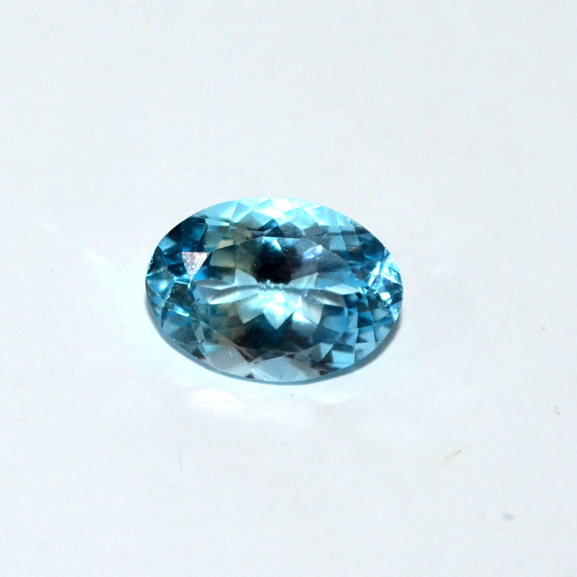 BLUE TOPAZ 7.32 Ct.
