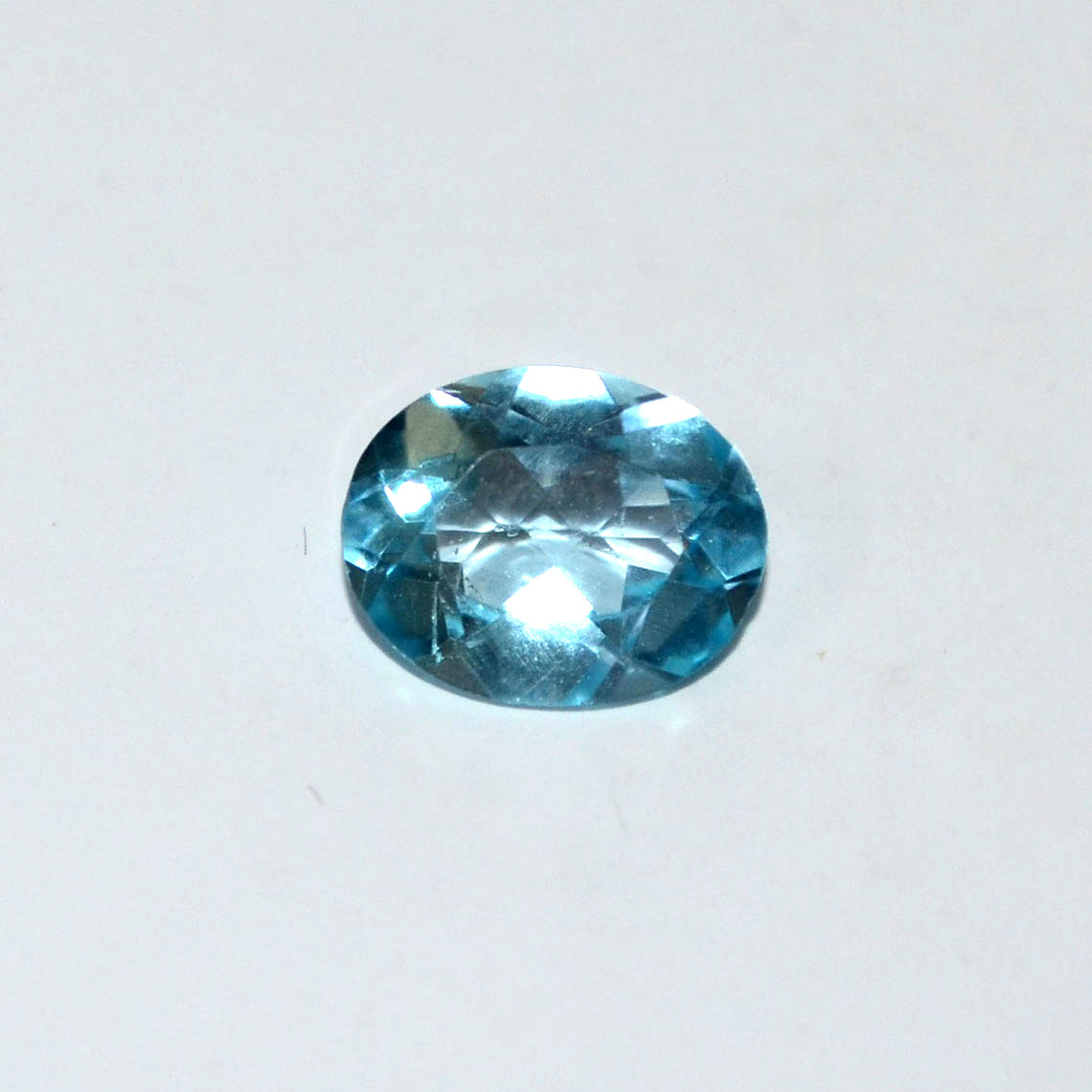 BLUE TOPAZ 4 Ct.