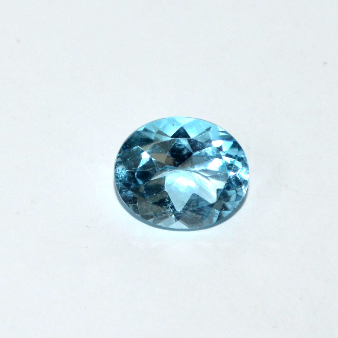 BLUE TOPAZ 5.2 Ct.