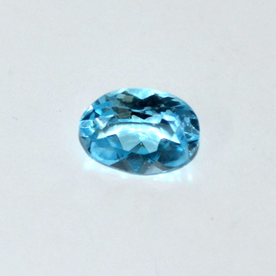 BLUE TOPAZ 3.84 Ct.